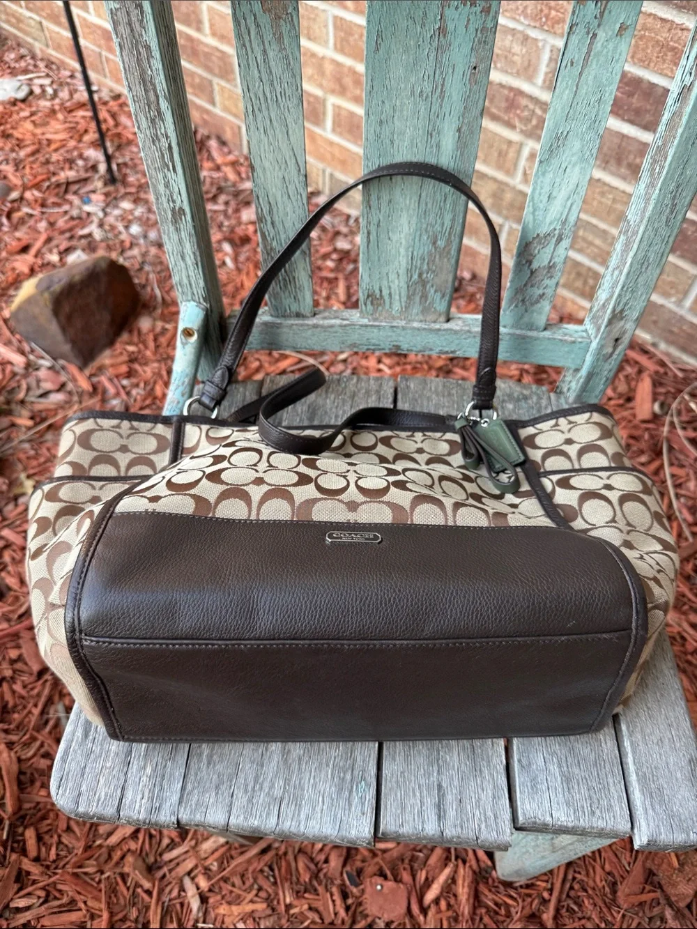 Coach Park Signature Carrie Tote 👜 w/Monogram canvas & dark brown leather trim